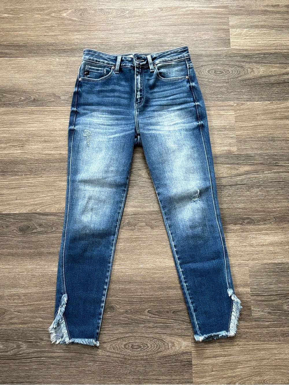 KanCan Distressed Faded Blue Ankle Jeans with Frayed Hem